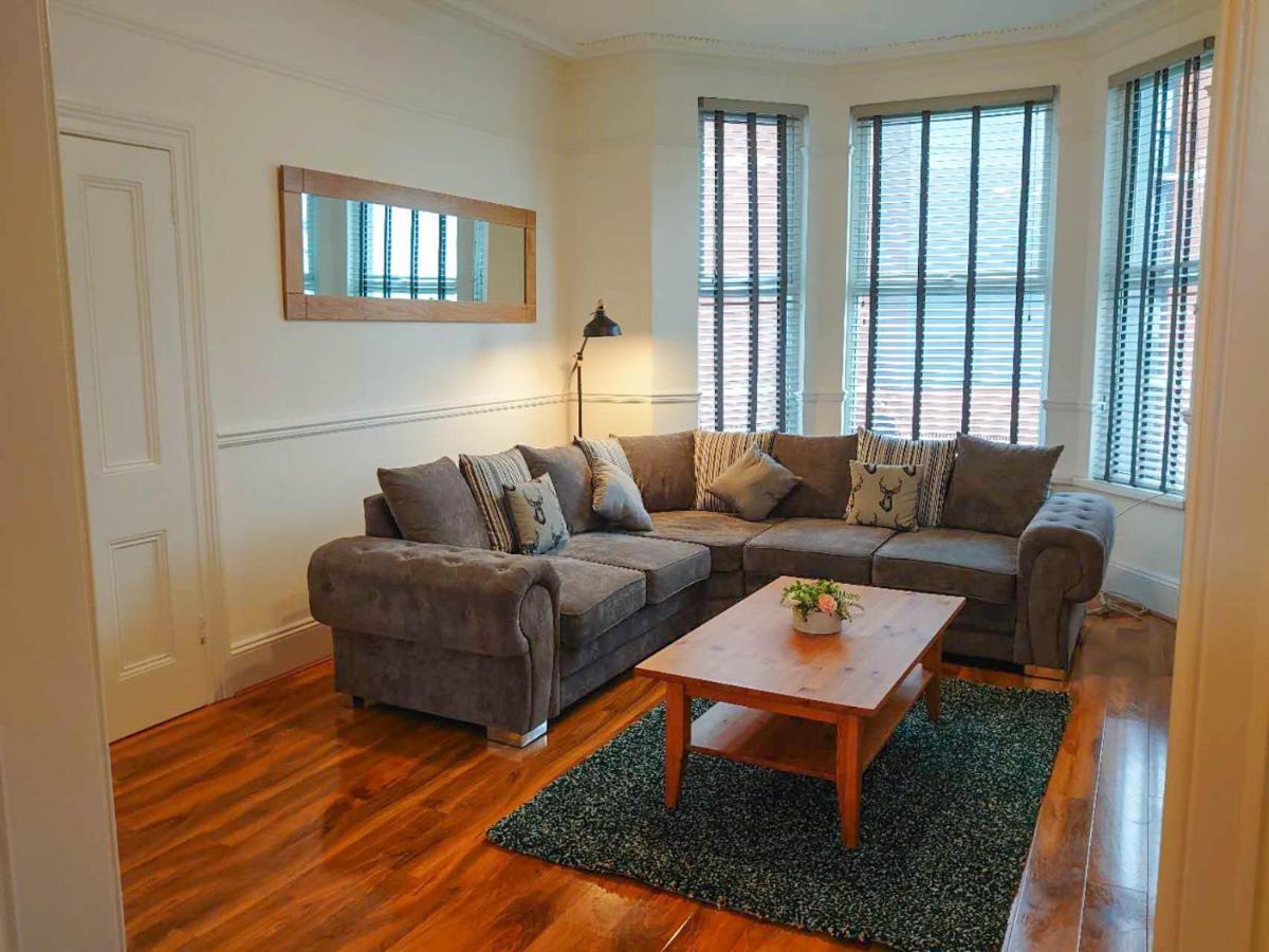 プリマス Modern Luxury 3 Bed Houseヴィラ エクステリア 写真