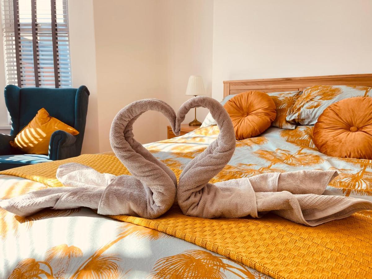 プリマス Modern Luxury 3 Bed Houseヴィラ エクステリア 写真